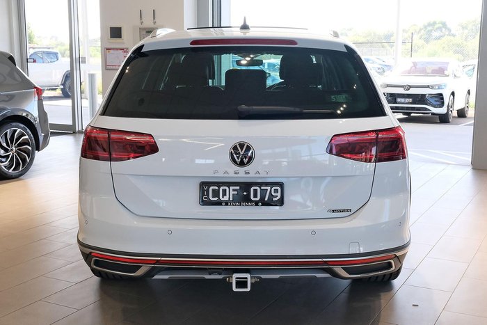2023 Volkswagen Passat Alltrack 162TSI Premium