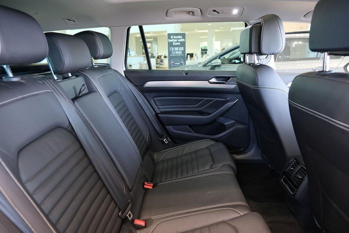 2023 Volkswagen Passat Alltrack 162TSI Premium