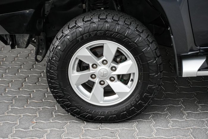 2019 Mitsubishi Triton GLX+