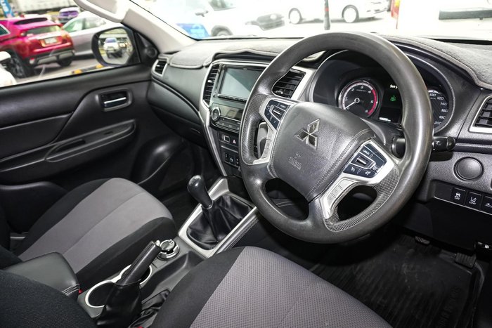 2019 Mitsubishi Triton GLX+