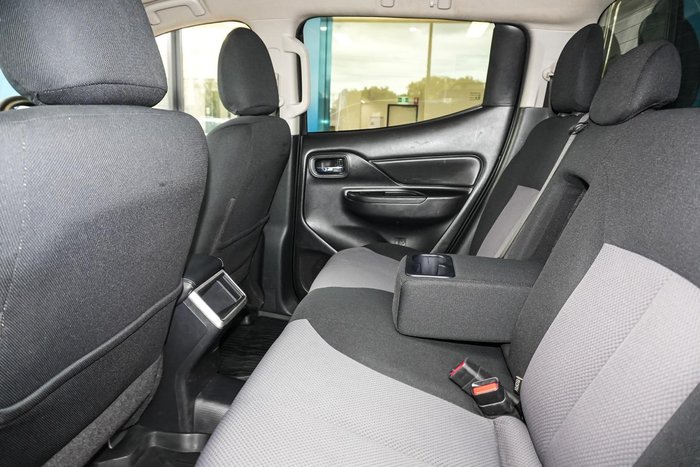 2019 Mitsubishi Triton GLX+