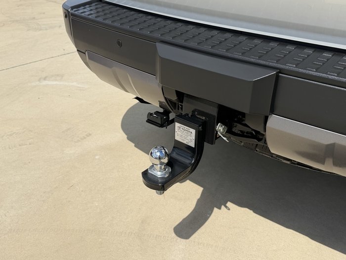 2025 Toyota Landcruiser Prado Altitude 2.8L 48V Automatic Wagon