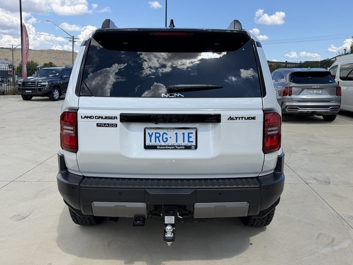 2025 Toyota Landcruiser Prado Altitude 2.8L 48V Automatic Wagon