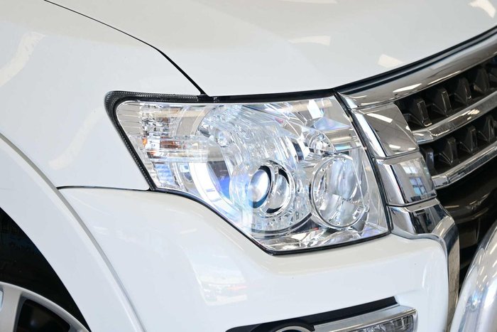 2015 Mitsubishi Pajero GLX