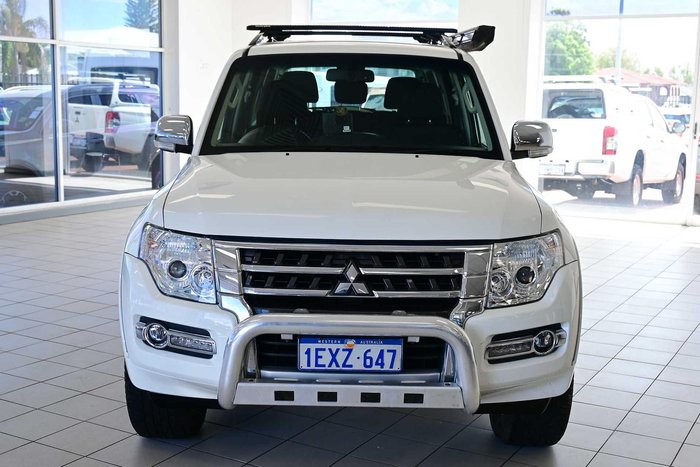2015 Mitsubishi Pajero GLX