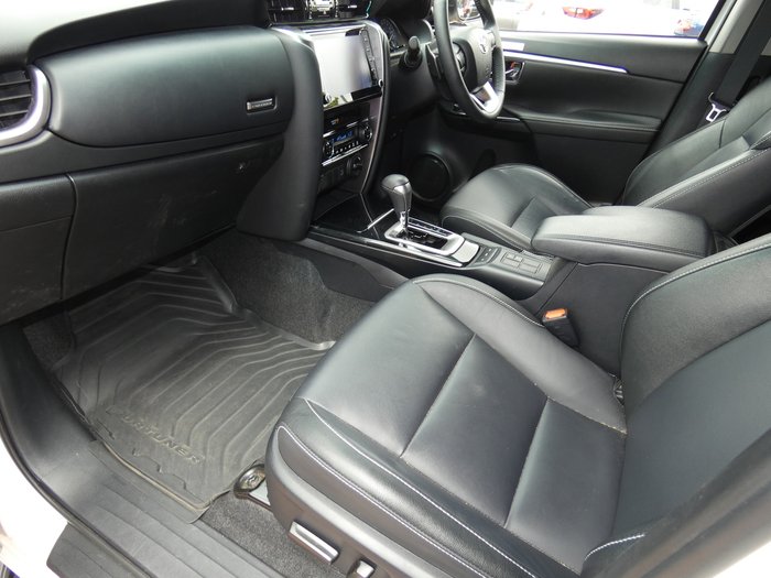 2023 Toyota Fortuner GXL Premium Interior