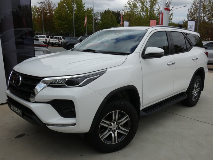 2023 Toyota Fortuner GXL Premium Interior