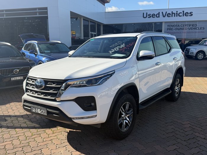 2023 Toyota Fortuner GXL Premium Interior