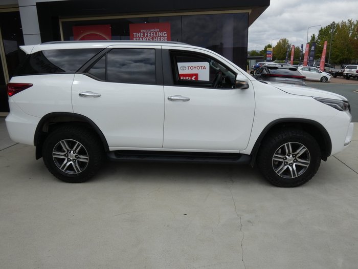 2023 Toyota Fortuner GXL Premium Interior