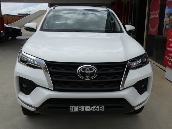2023 Toyota Fortuner GXL Premium Interior
