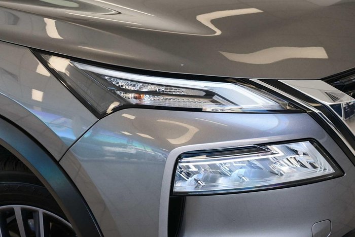 2024 Nissan X-TRAIL ST