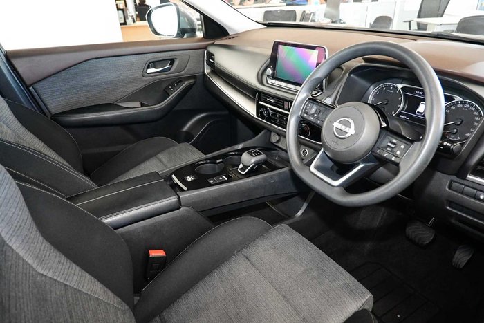 2024 Nissan X-TRAIL ST