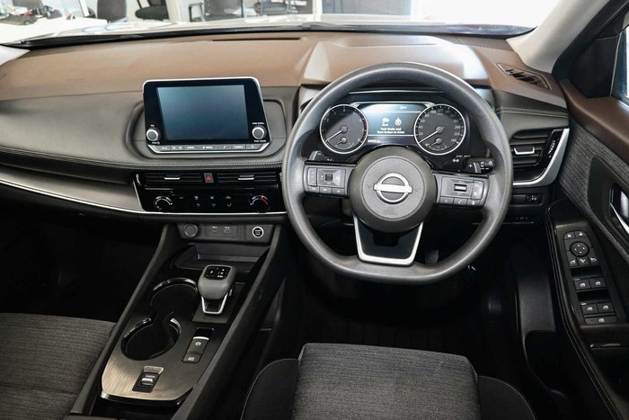 2024 Nissan X-TRAIL ST