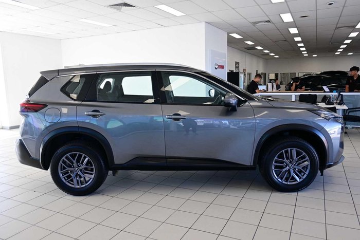 2024 Nissan X-TRAIL ST