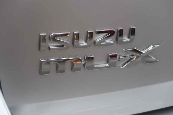 2015 Isuzu MU-X LS-T
