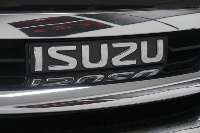 2015 Isuzu MU-X LS-T
