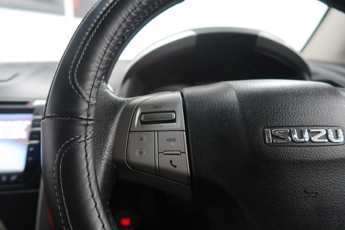 2015 Isuzu MU-X LS-T