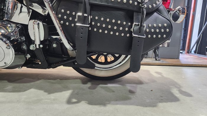 2014 HARLEY-DAVIDSON FLSTC HERITAGE SOFTAIL CLASSIC