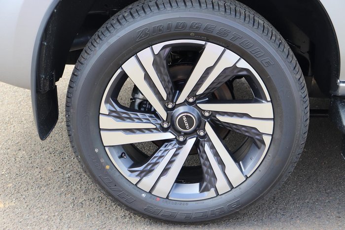 2025 Isuzu MU-X LS-T