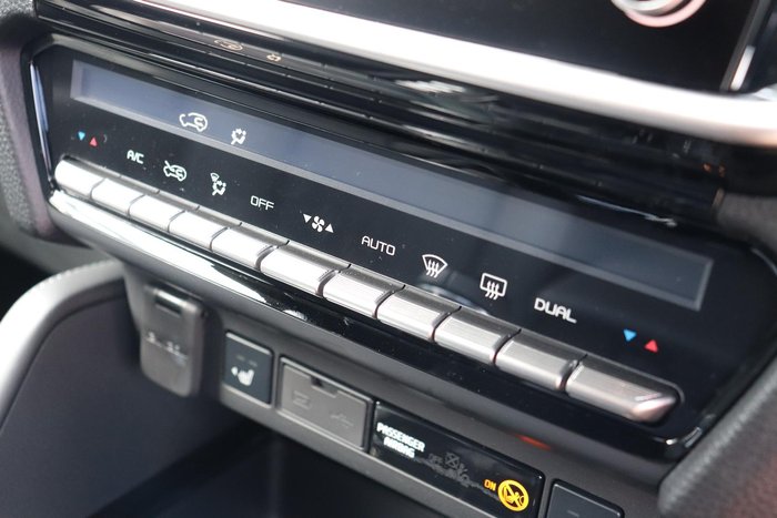 2025 Isuzu MU-X LS-T