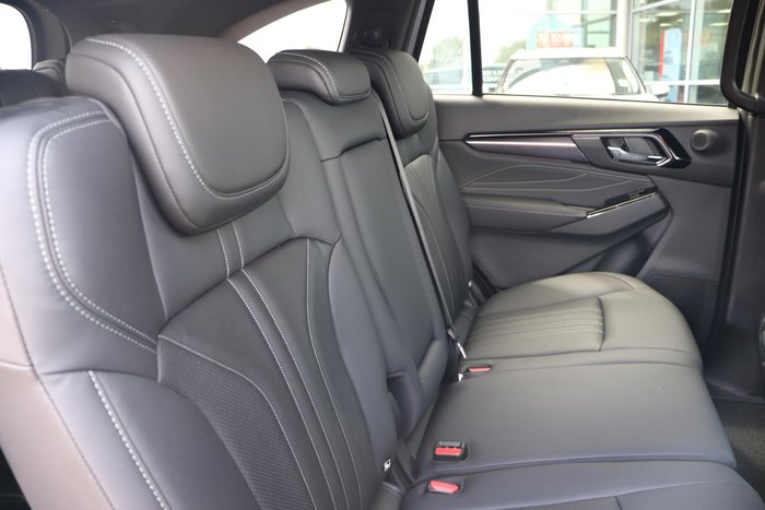 2025 Isuzu MU-X LS-T