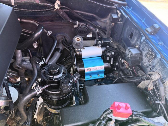 2011 Toyota Hilux SR5 KUN26R MY10 4X4 Tidal Blue