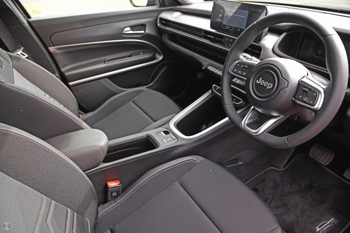 2024 Jeep Avenger Longitude