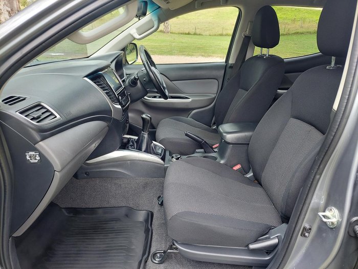 2017 Mitsubishi Triton GLS