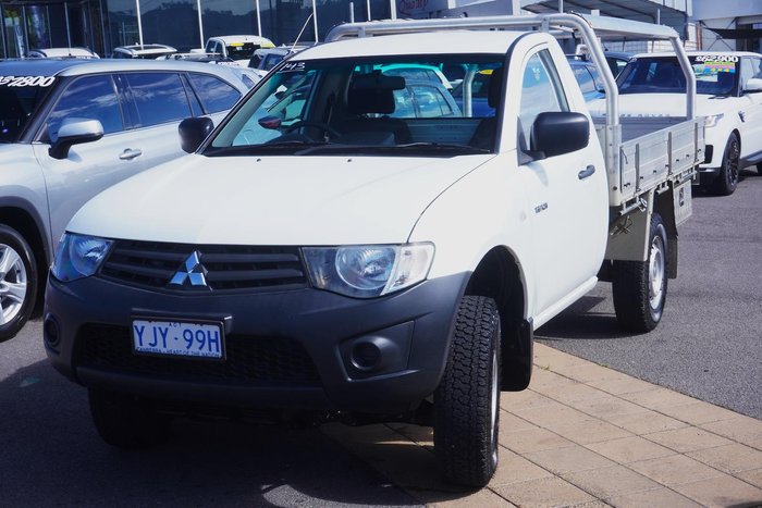 2014 Mitsubishi Triton GL