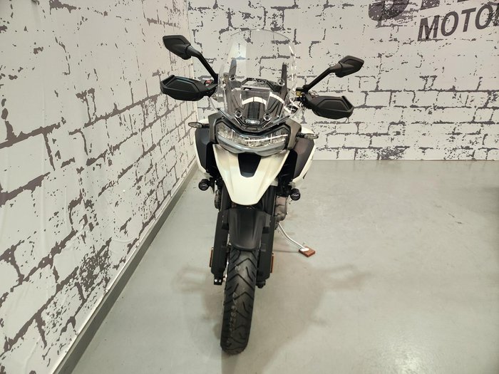 2025 Triumph Tiger 1200 Alpine Edition Tiger White