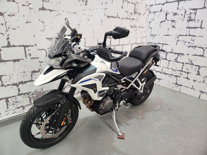 2025 Triumph Tiger 1200 Alpine Edition Tiger White