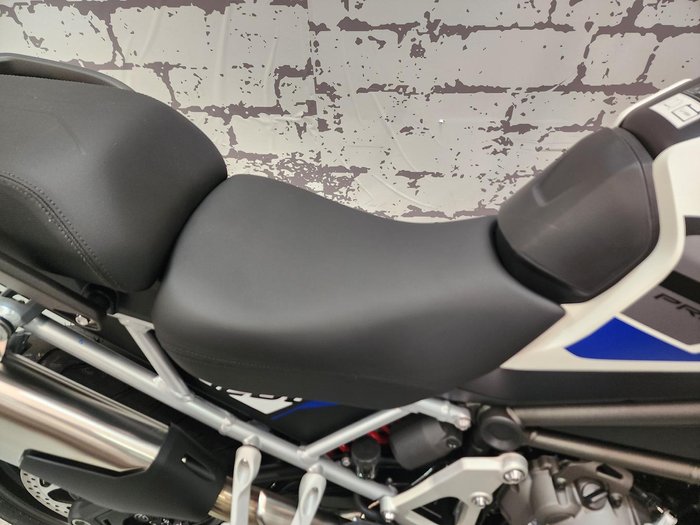 2025 Triumph Tiger 1200 Alpine Edition Tiger White