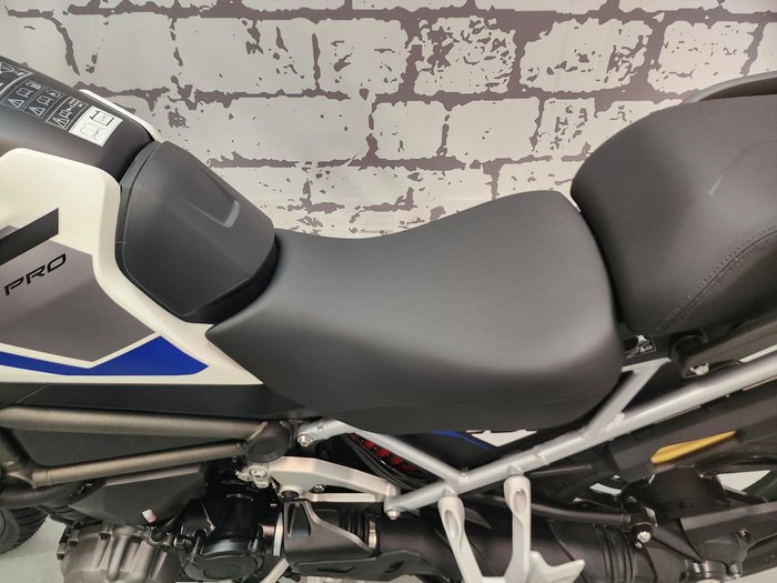 2025 Triumph Tiger 1200 Alpine Edition Tiger White