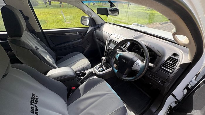 2021 Isuzu MU-X LS-M