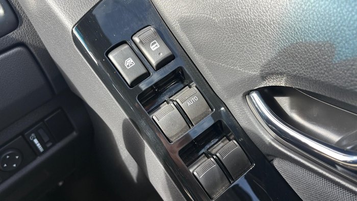 2021 Isuzu MU-X LS-M