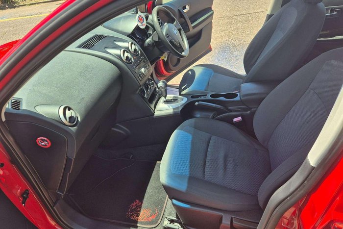 2010 Nissan Dualis ST J10 Series II MY10 Flame Red