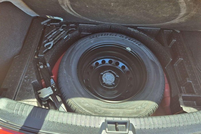 2010 Nissan Dualis ST J10 Series II MY10 Flame Red