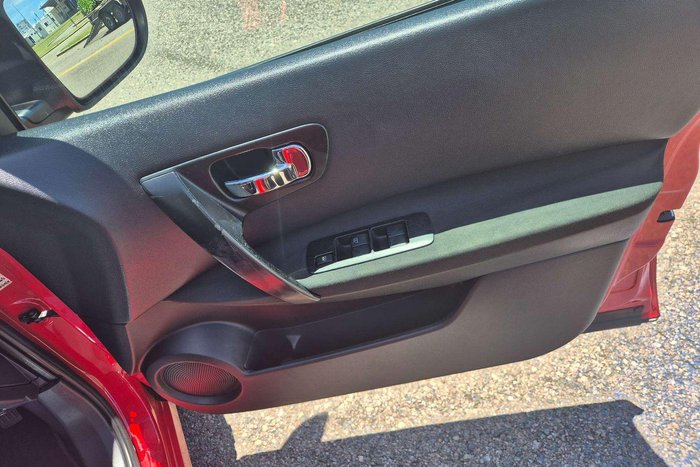 2010 Nissan Dualis ST J10 Series II MY10 Flame Red