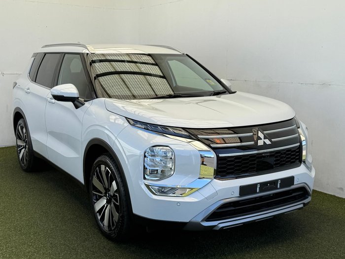 2025 Mitsubishi Outlander
