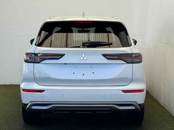 2025 Mitsubishi Outlander Aspire