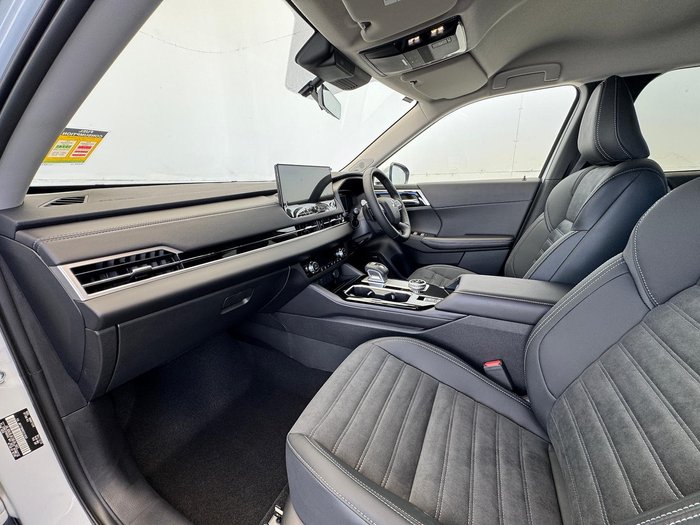 2025 Mitsubishi Outlander Aspire