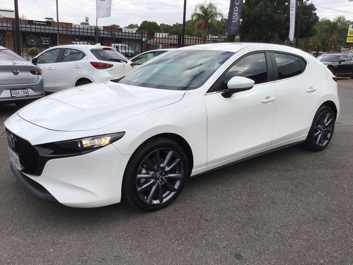 2024 Mazda 3 G20 Evolve