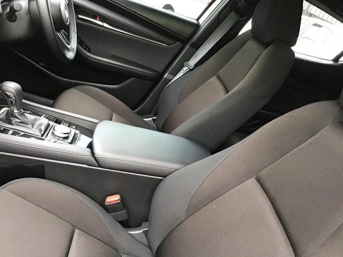 2024 Mazda 3 G20 Evolve