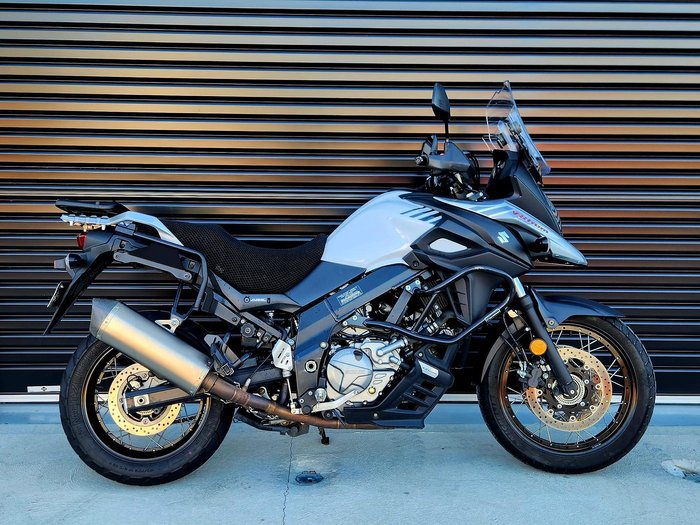 2017 Suzuki V-Strom 650 ABS (DL650A) V-Strom White