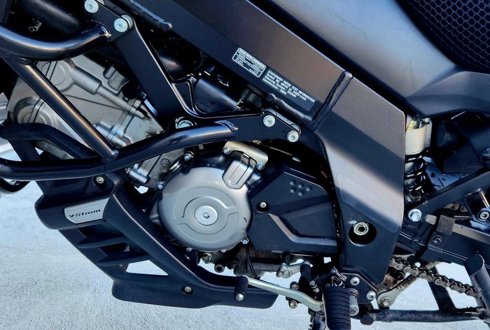 2017 Suzuki V-Strom 650 ABS (DL650A) V-Strom White