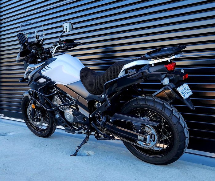 2017 Suzuki V-Strom 650 ABS (DL650A) V-Strom White
