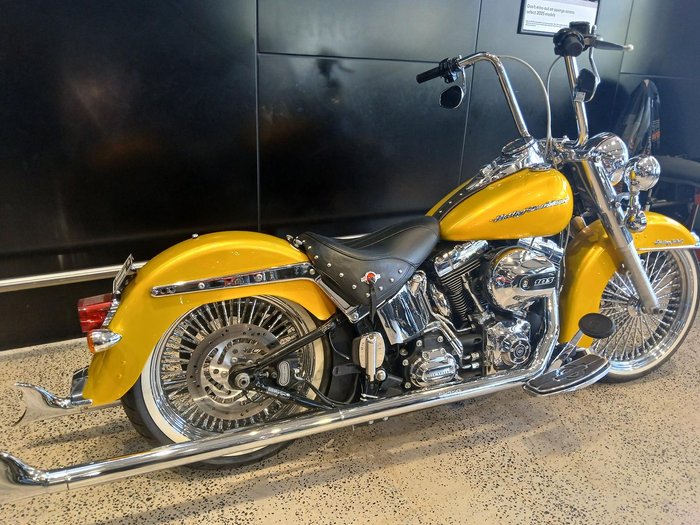 Harley-Davidson Heritage Softail Classic 1690 (FLSTC) Softail