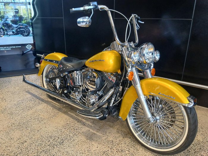 Harley-Davidson Heritage Softail Classic 1690 (FLSTC) Softail