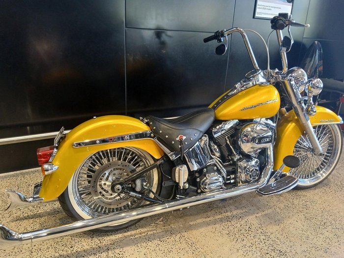 Harley-Davidson Heritage Softail Classic 1690 (FLSTC) Softail