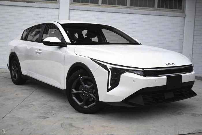 2025 Kia K4 S